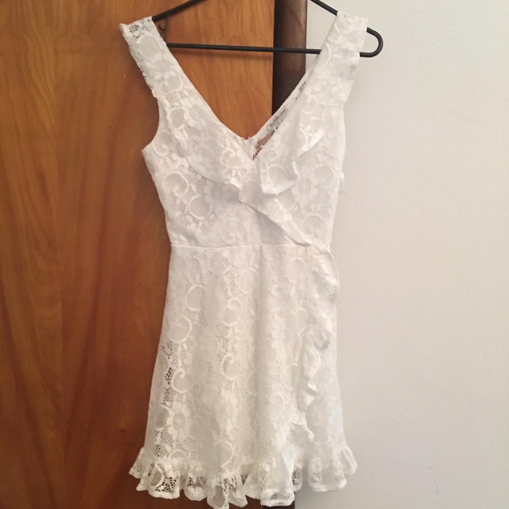 Pretty white lace dress